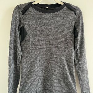 Lululemon long sleeve top size 6